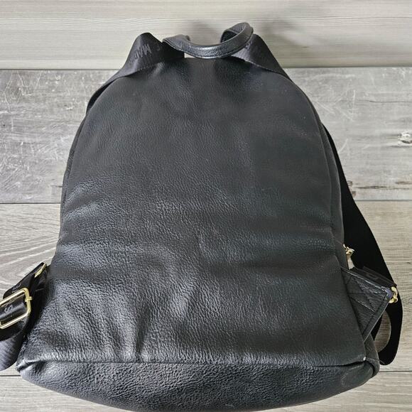 Steve Madden Black Backpack Bag Gold Zippers Logo Gym City Minimalist FLAWS - Picture 11 of 16